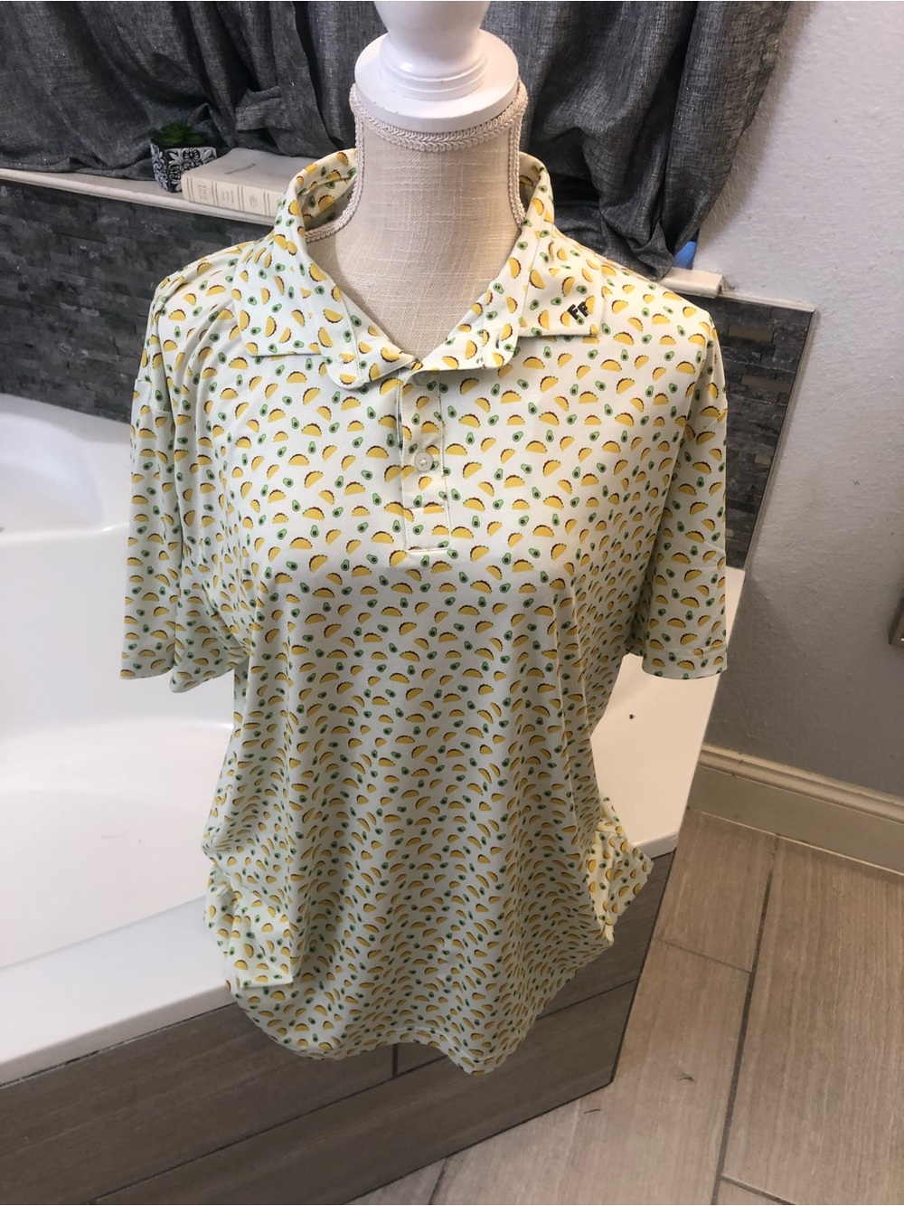 Men’s Taco Themed Golf Polo XL NWOT - Picture 2 of 7